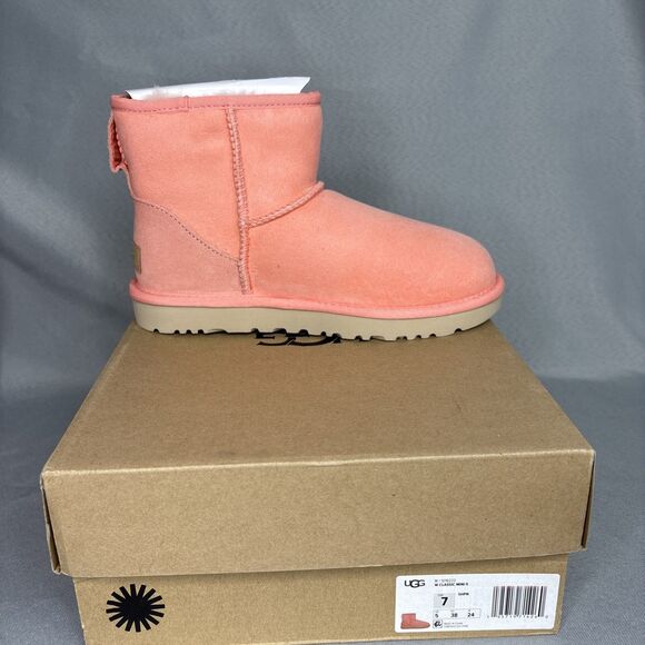 New Womens Ugg Boots Sz 7 Classic Mini Rare Gorgeous Color SHPN Seashell Pink - Picture 7 of 16